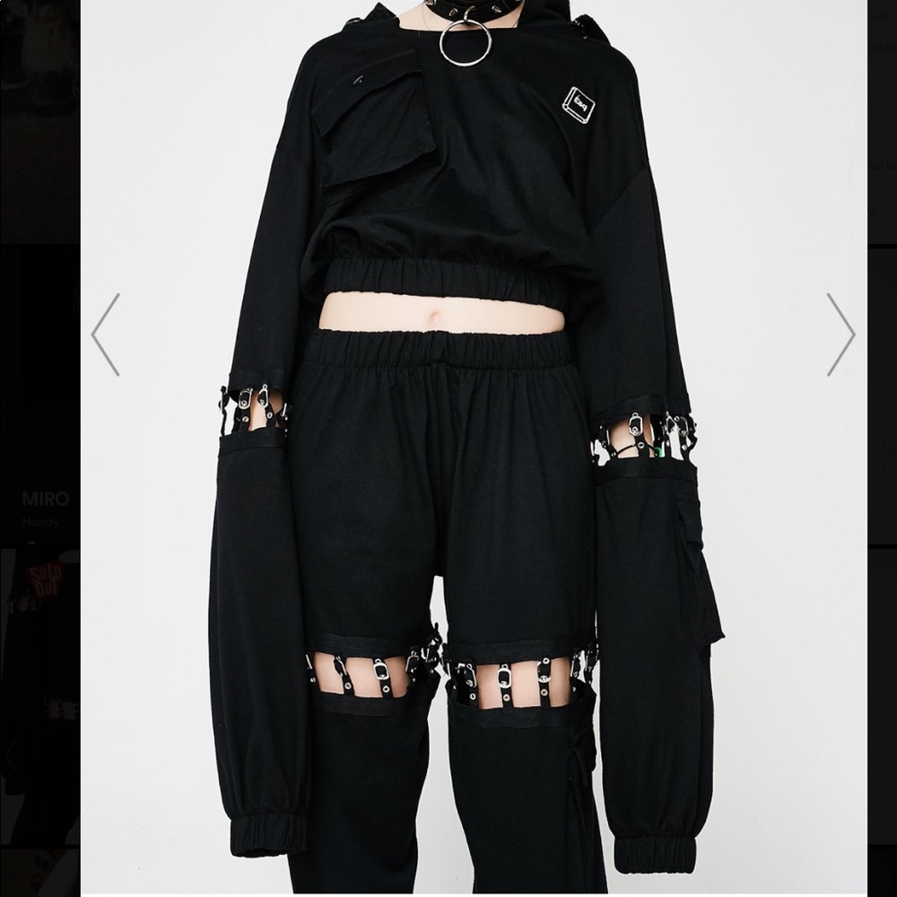 Sold out Esqape Net Two Piece buckle set!